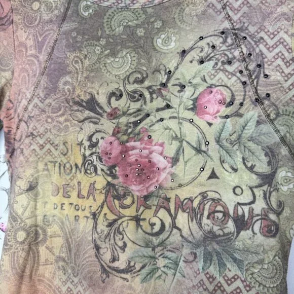 Vintage blues clothing tattoo newspaper 🗞️ style top bling rhinestone studs 🌹 - Picture 11 of 11